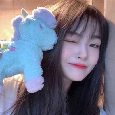 桃花含露又春风